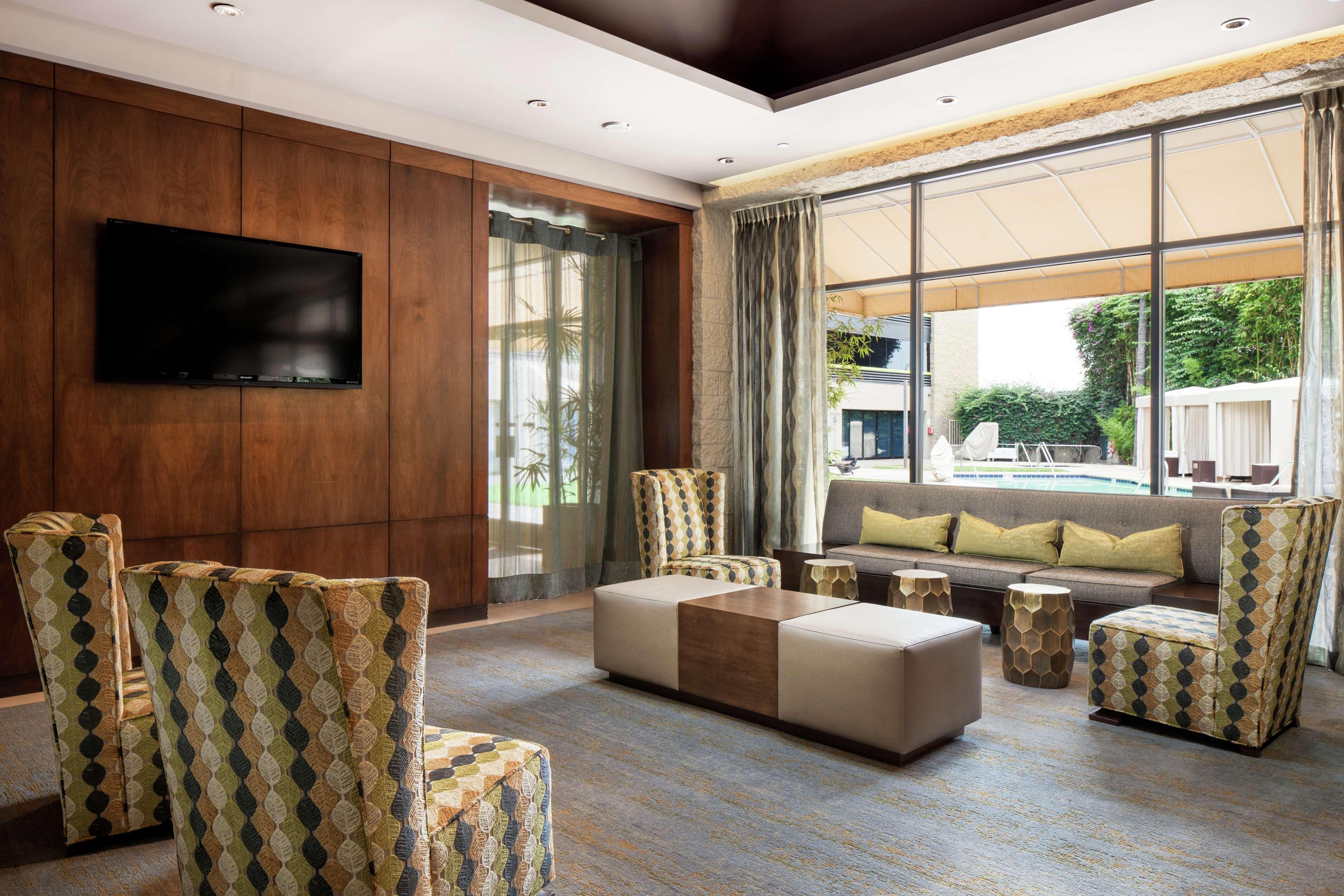 Готель Doubletree By Hilton Monrovia - Pasadena Area Екстер'єр фото