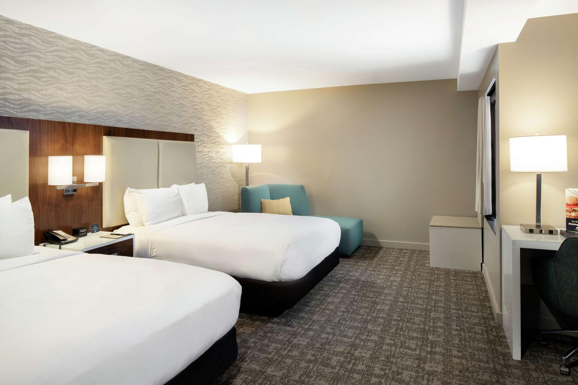 Готель Doubletree By Hilton Monrovia - Pasadena Area Екстер'єр фото
