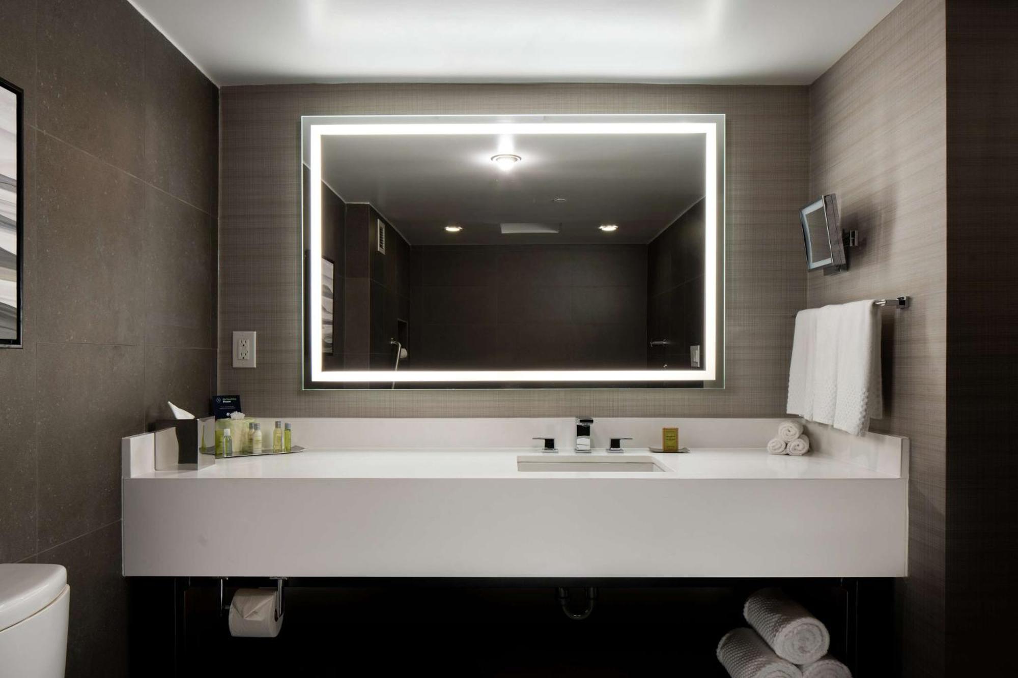 Готель Doubletree By Hilton Monrovia - Pasadena Area Екстер'єр фото